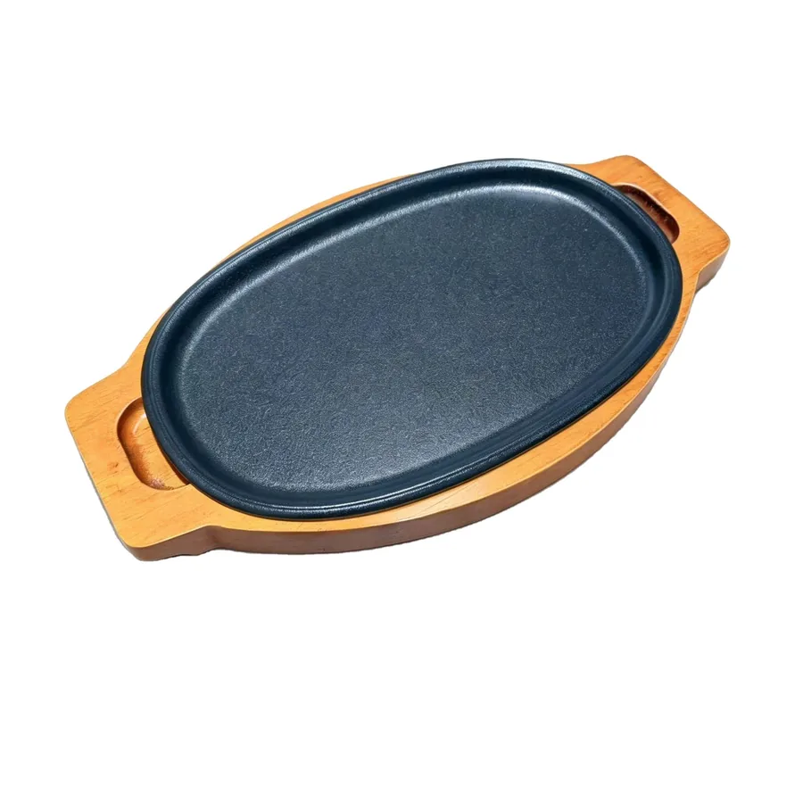 Oval Roasting Pan with Wooden Handles