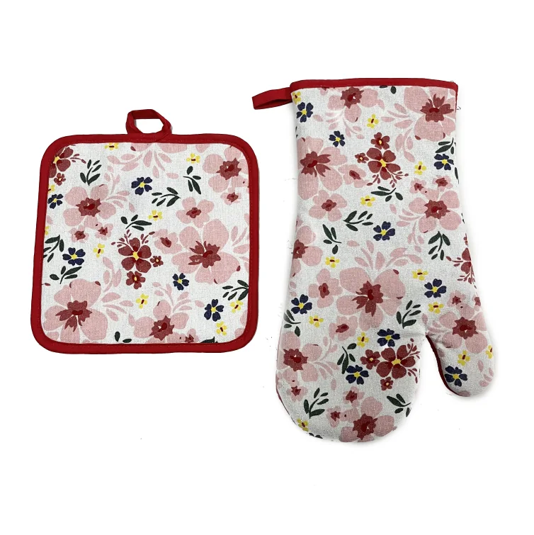 Oven Mitts and Pot Holder Set