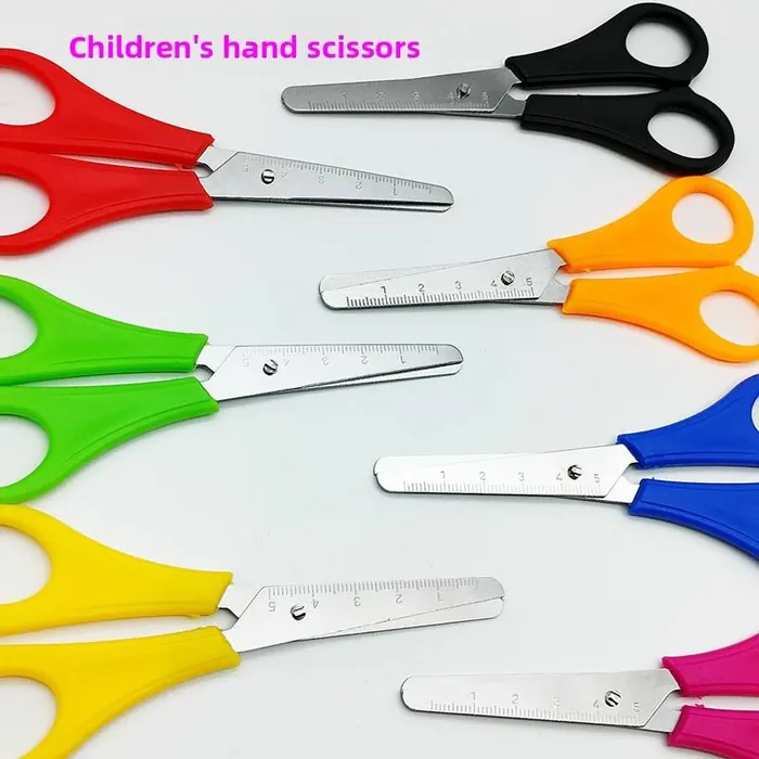 Kids Safety Scissors (Multicolor)